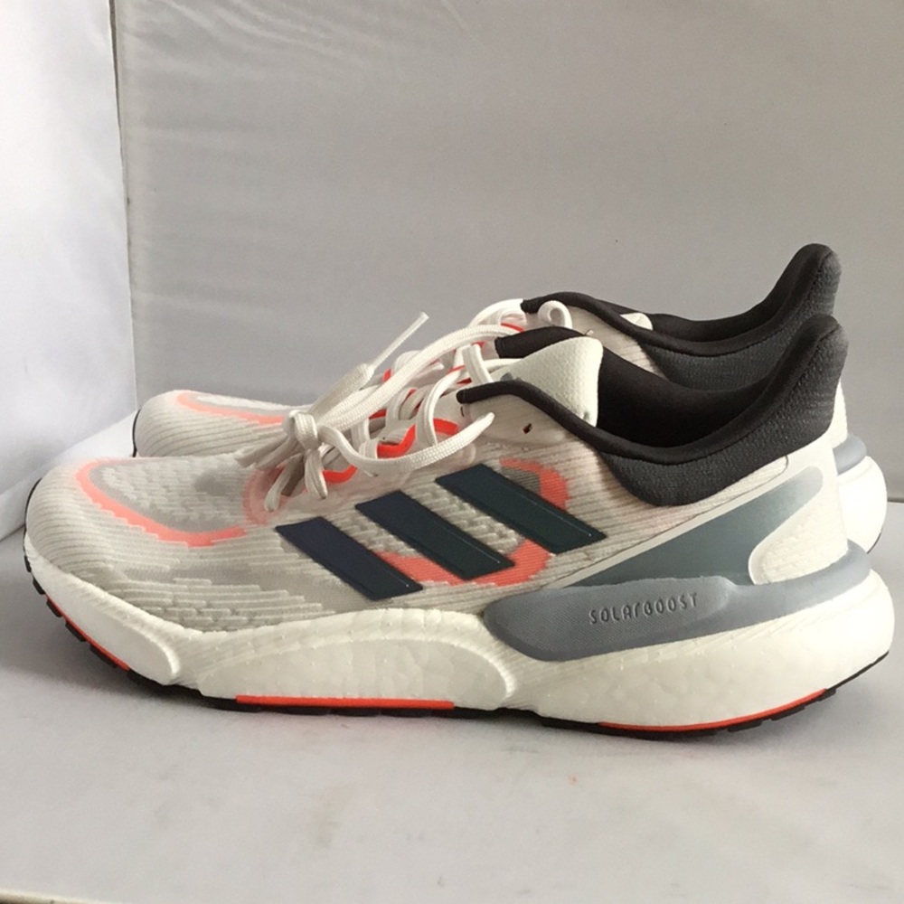 ADIDAS SHOES MEN. - Picture 2 of 5